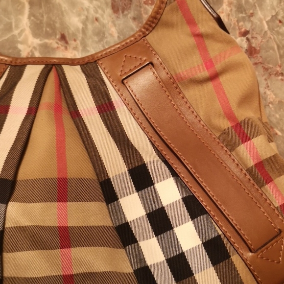 Authentic Burberry Logo Bag - Picture 3 of 5